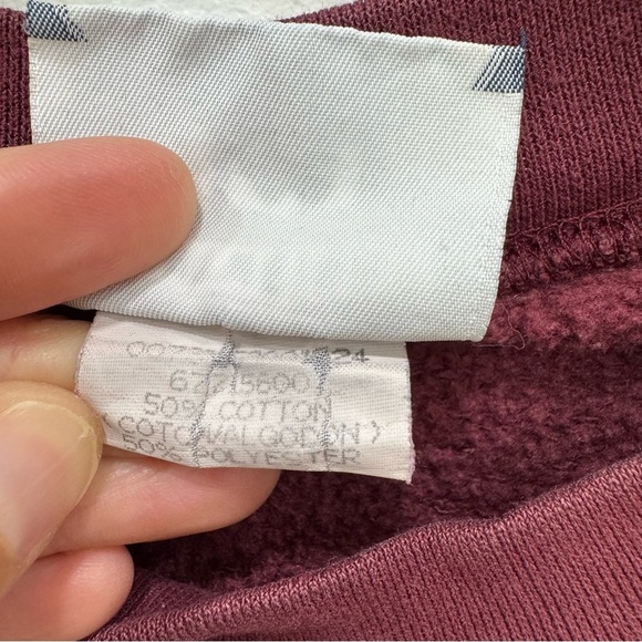 Vintage Lee Harvard University Maroon Red embroidered crewneck sweatshirt Unisex - Picture 7 of 8